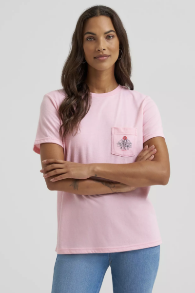 WOMEN'S CLIMB IN THE SADDLE POCKET TEE